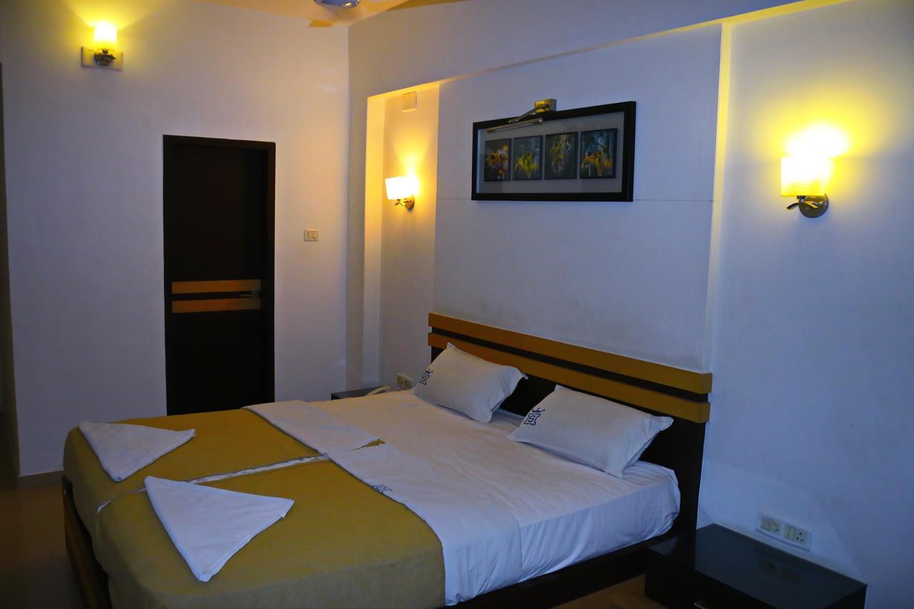 Hotel Sivaranjani Erode Exterior photo