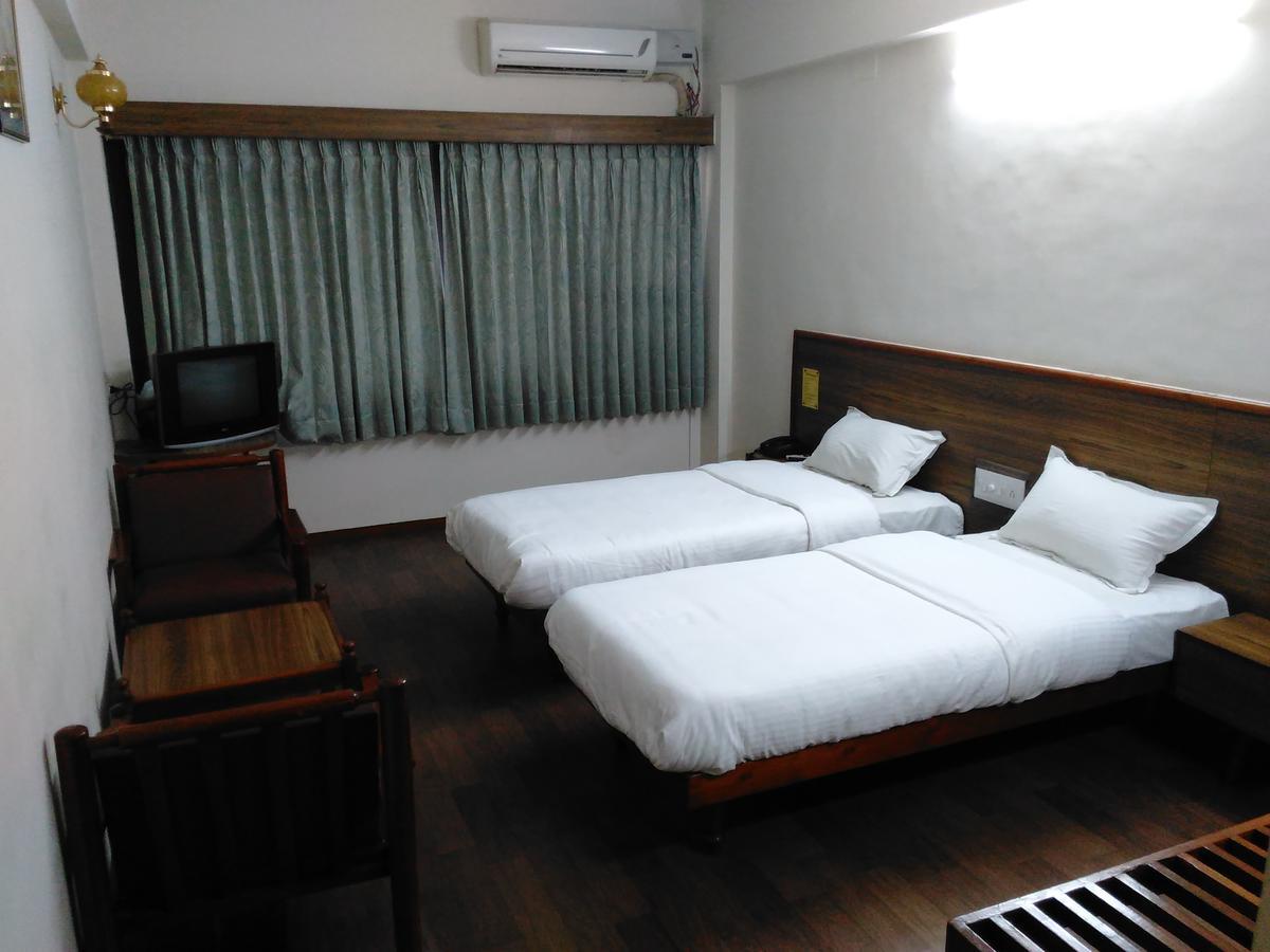 Hotel Sivaranjani Erode Exterior photo