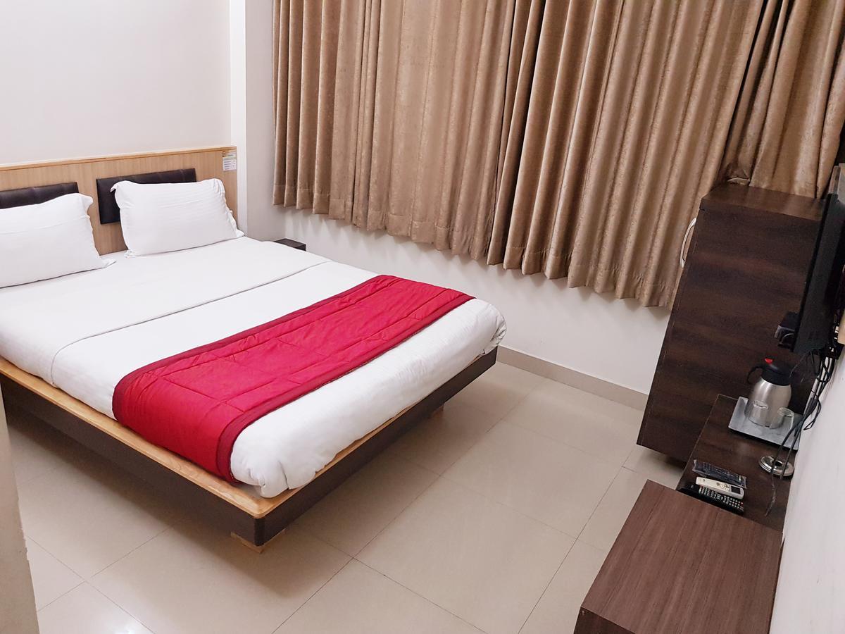 Hotel Sivaranjani Erode Exterior photo